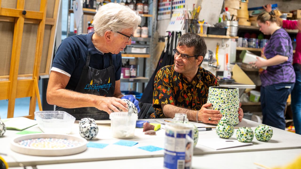 Vrijwilliger bij Kook Kunst Tinks Son